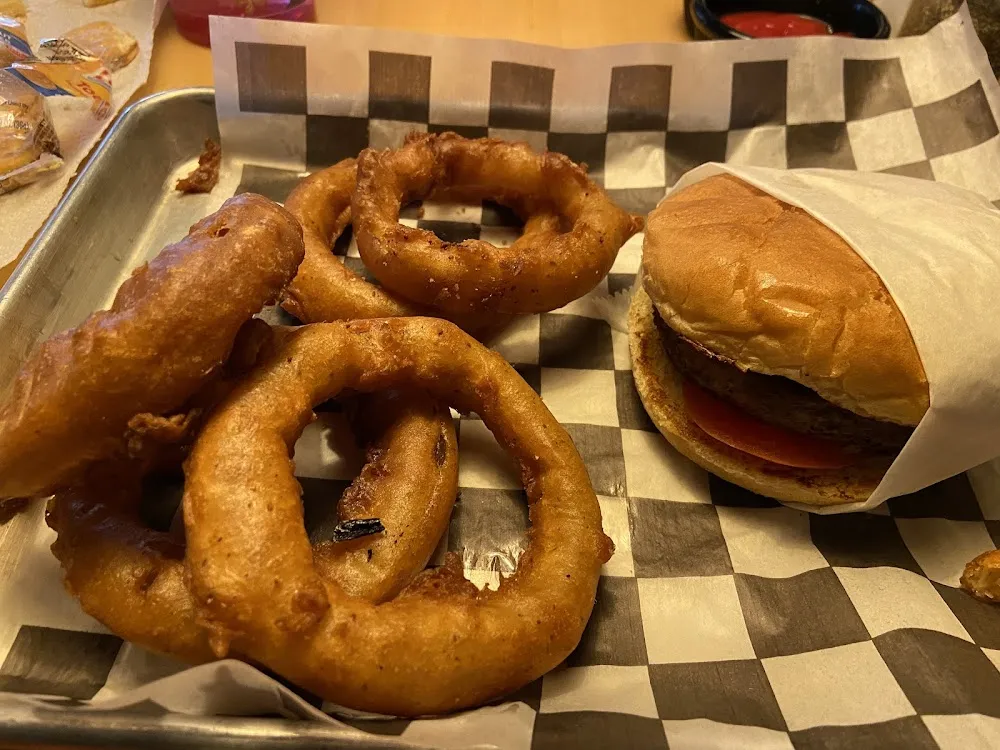 Green Chile Burger with Onion Rings